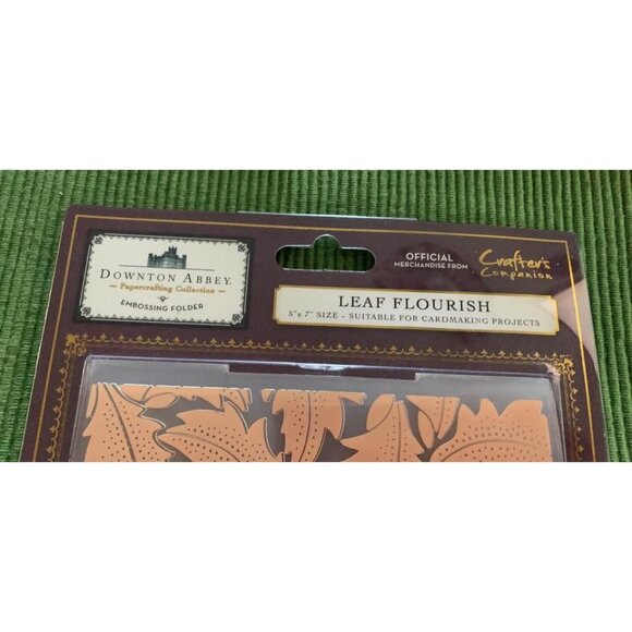 Downton Abbey Leaf Flourish Embossing Folder 5"x7" by Crafters Companion - Picture 10 of 12